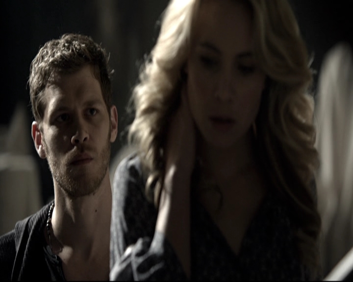 VampireDiariesWorld-dot-nl_TheOriginals-2x01Rebirth0643.jpg