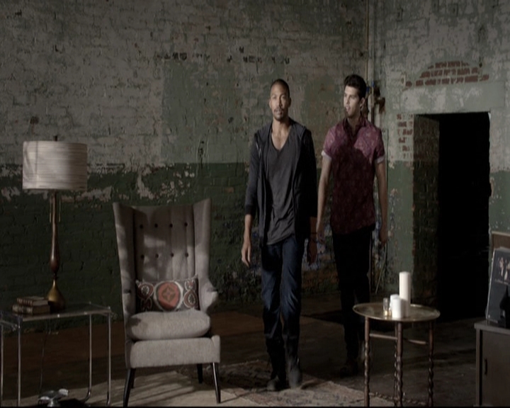 VampireDiariesWorld-dot-nl_TheOriginals-2x01Rebirth0831.jpg