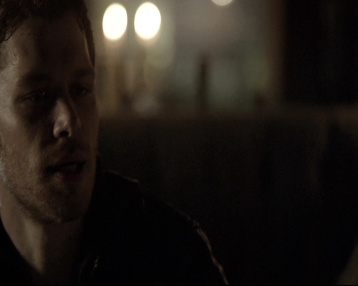 VampireDiariesWorld-dot-nl_TheOriginals-2x01Rebirth1515.jpg