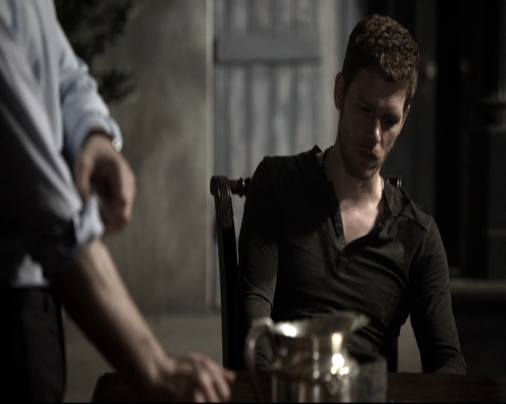 VampireDiariesWorld-dot-nl_TheOriginals-2x01Rebirth2011.jpg