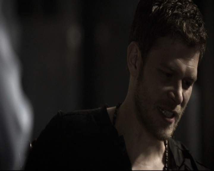 VampireDiariesWorld-dot-nl_TheOriginals-2x01Rebirth2016.jpg