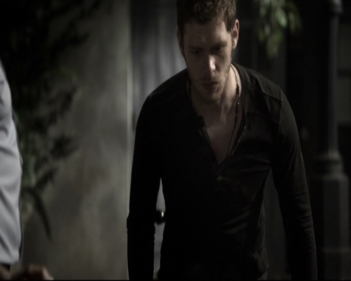 VampireDiariesWorld-dot-nl_TheOriginals-2x01Rebirth2063.jpg