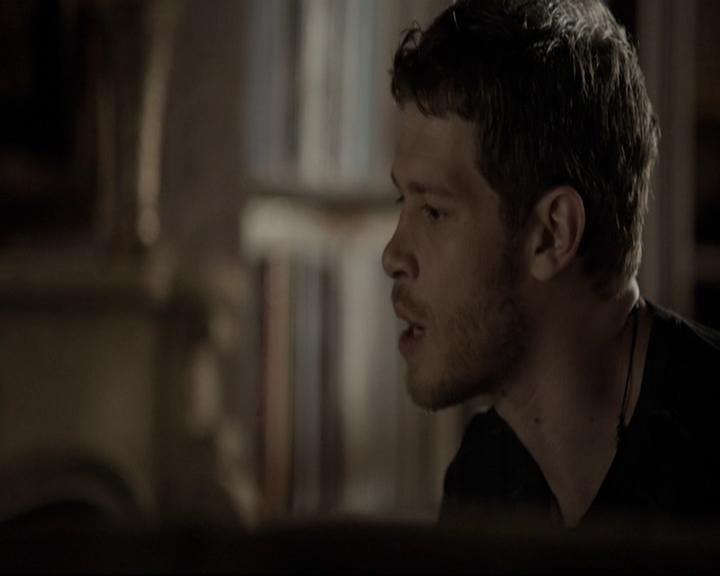 VampireDiariesWorld-dot-nl_TheOriginals-2x01Rebirth2201.jpg