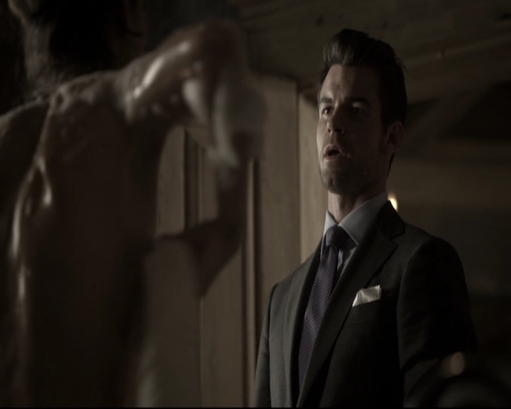 VampireDiariesWorld-dot-nl_TheOriginals-2x02AliveAndKicking0207.jpg