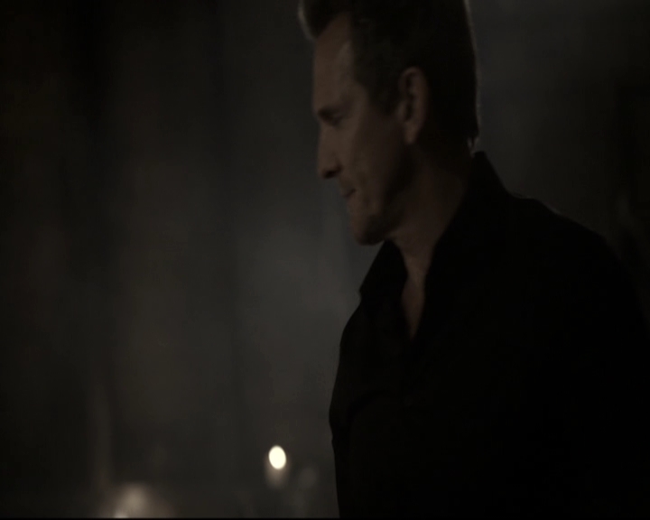 VampireDiariesWorld-dot-nl_TheOriginals-2x02AliveAndKicking0516.jpg