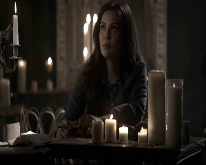 VampireDiariesWorld-dot-nl_TheOriginals-2x02AliveAndKicking0519.jpg