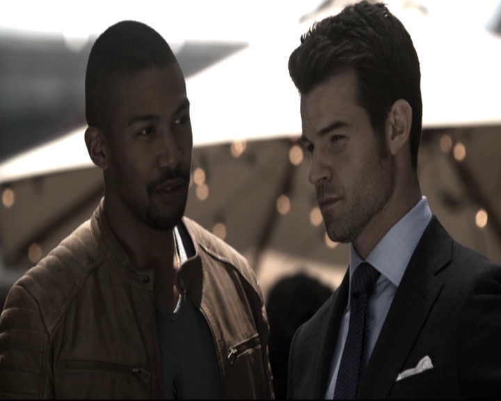 VampireDiariesWorld-dot-nl_TheOriginals-2x02AliveAndKicking0755.jpg