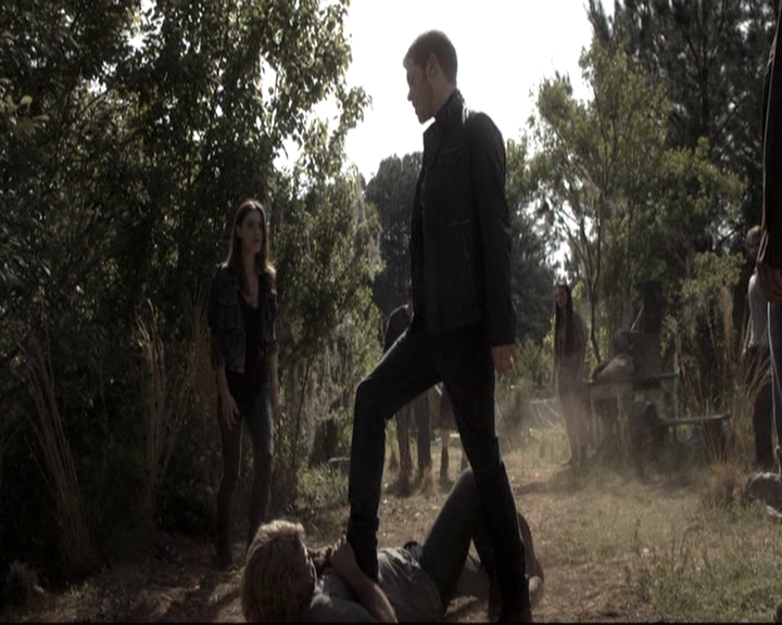 VampireDiariesWorld-dot-nl_TheOriginals-2x02AliveAndKicking1036.jpg