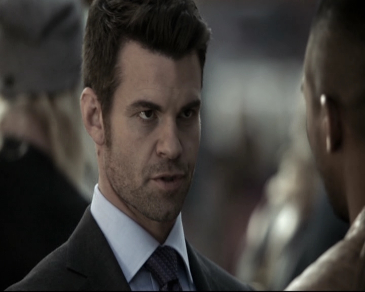 VampireDiariesWorld-dot-nl_TheOriginals-2x02AliveAndKicking1205.jpg