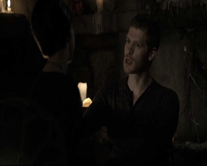 VampireDiariesWorld-dot-nl_TheOriginals-2x02AliveAndKicking1702.jpg