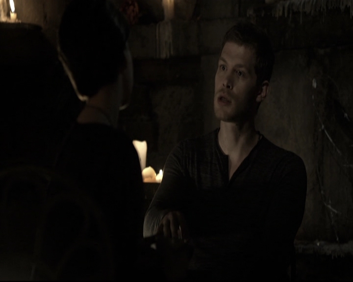 VampireDiariesWorld-dot-nl_TheOriginals-2x02AliveAndKicking1703.jpg