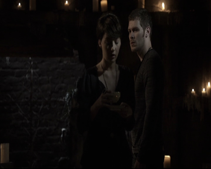 VampireDiariesWorld-dot-nl_TheOriginals-2x02AliveAndKicking1795.jpg