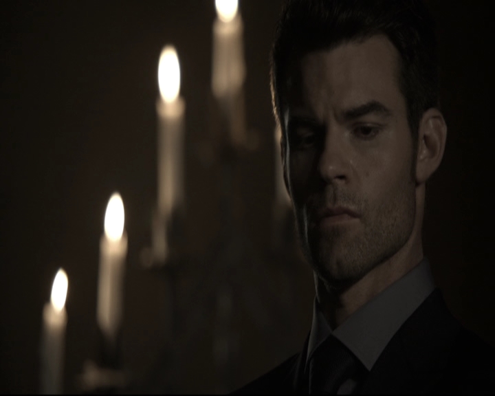 VampireDiariesWorld-dot-nl_TheOriginals-2x02AliveAndKicking1995.jpg