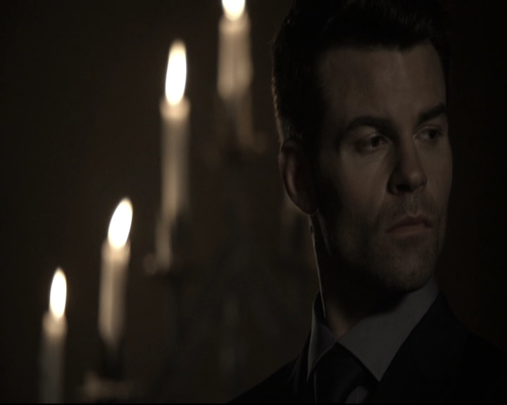 VampireDiariesWorld-dot-nl_TheOriginals-2x02AliveAndKicking1996.jpg