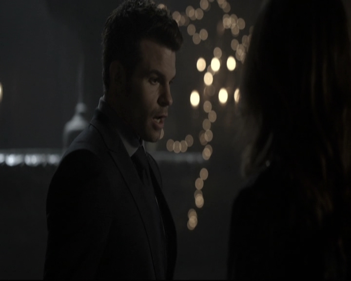 VampireDiariesWorld-dot-nl_TheOriginals-2x02AliveAndKicking2009.jpg