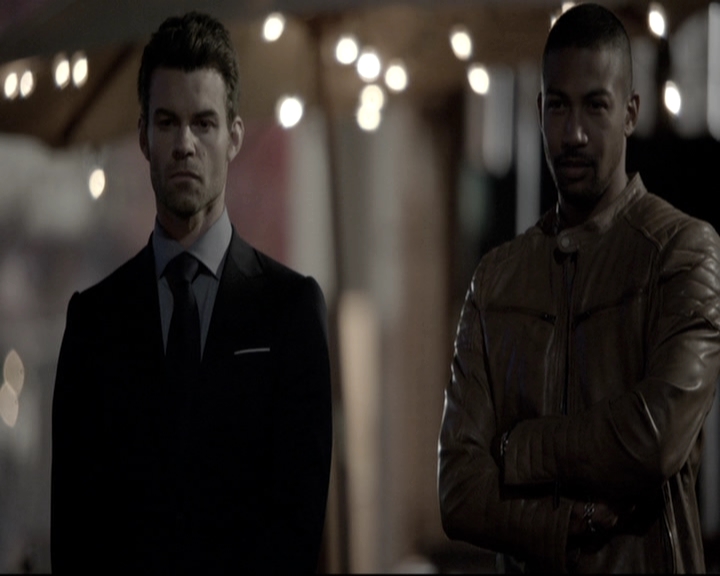 VampireDiariesWorld-dot-nl_TheOriginals-2x02AliveAndKicking2163.jpg