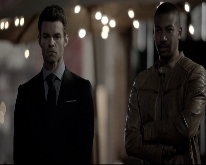 VampireDiariesWorld-dot-nl_TheOriginals-2x02AliveAndKicking2164.jpg