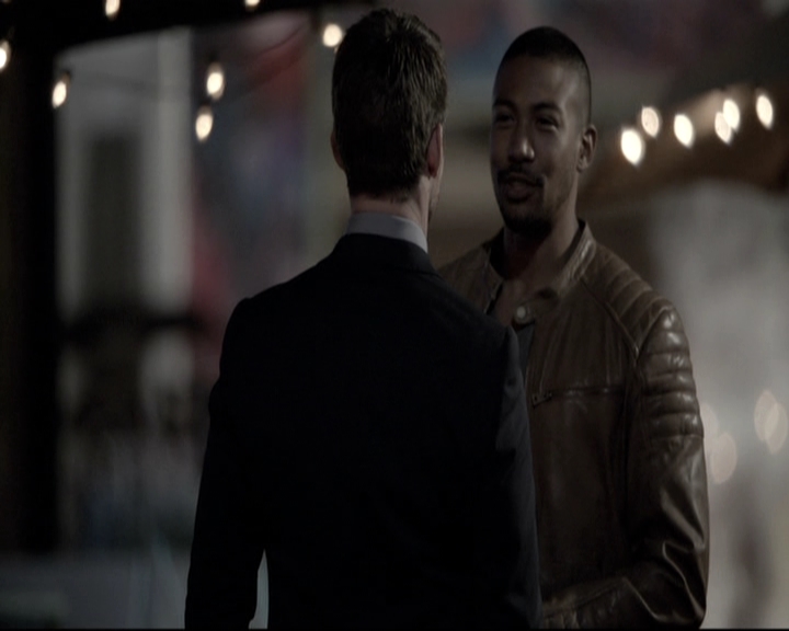 VampireDiariesWorld-dot-nl_TheOriginals-2x02AliveAndKicking2208.jpg