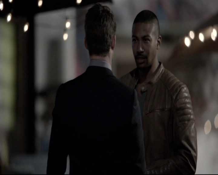 VampireDiariesWorld-dot-nl_TheOriginals-2x02AliveAndKicking2212.jpg