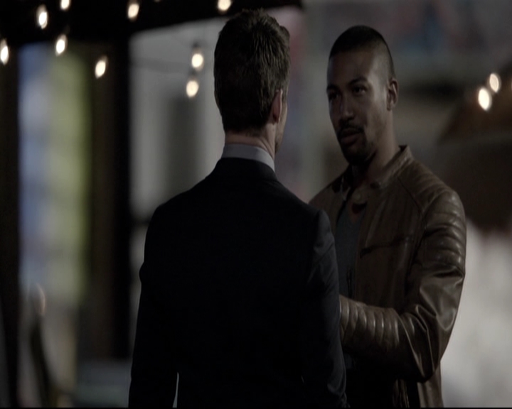 VampireDiariesWorld-dot-nl_TheOriginals-2x02AliveAndKicking2214.jpg