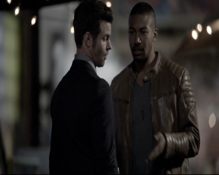 VampireDiariesWorld-dot-nl_TheOriginals-2x02AliveAndKicking2228.jpg