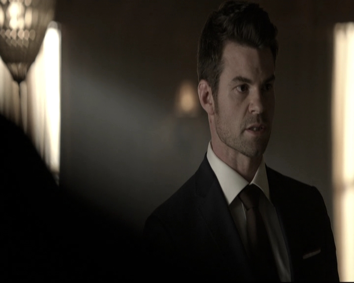 VampireDiariesWorld-dot-nl_TheOriginals-2x03EveryMothersSon0209.jpg