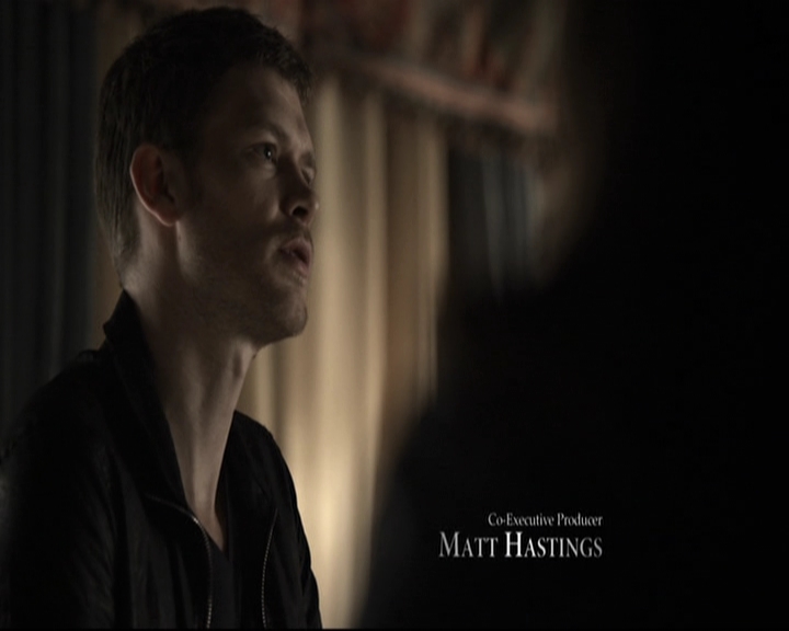 VampireDiariesWorld-dot-nl_TheOriginals-2x03EveryMothersSon0214.jpg