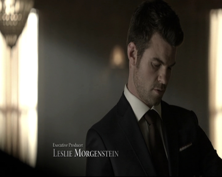 VampireDiariesWorld-dot-nl_TheOriginals-2x03EveryMothersSon0221.jpg