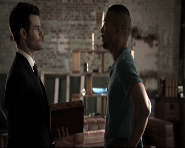 VampireDiariesWorld-dot-nl_TheOriginals-2x03EveryMothersSon0258.jpg