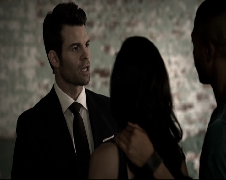 VampireDiariesWorld-dot-nl_TheOriginals-2x03EveryMothersSon0292.jpg