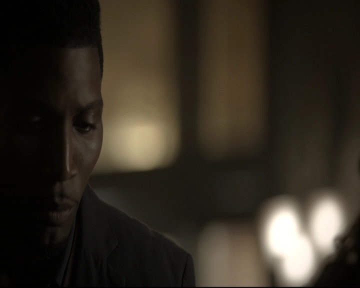 VampireDiariesWorld-dot-nl_TheOriginals-2x03EveryMothersSon0327.jpg