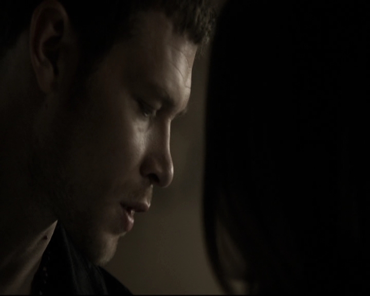 VampireDiariesWorld-dot-nl_TheOriginals-2x03EveryMothersSon0518.jpg