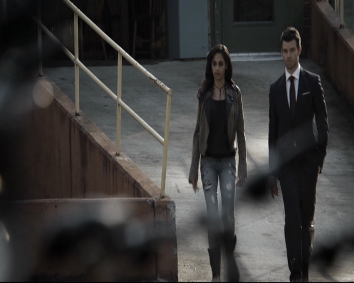 VampireDiariesWorld-dot-nl_TheOriginals-2x03EveryMothersSon0542.jpg