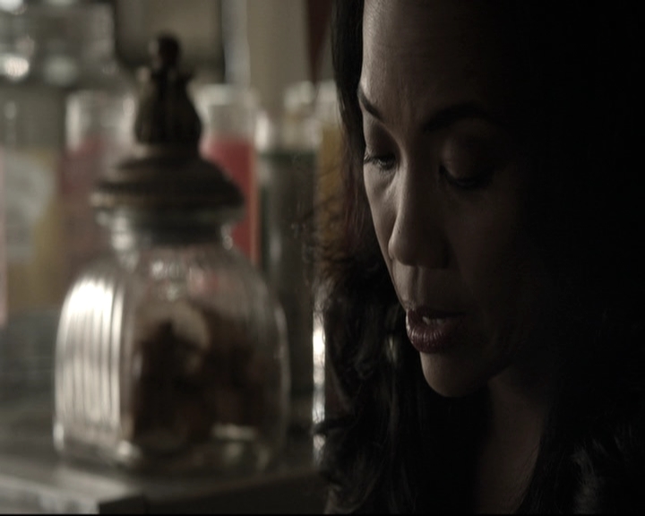 VampireDiariesWorld-dot-nl_TheOriginals-2x03EveryMothersSon0588.jpg