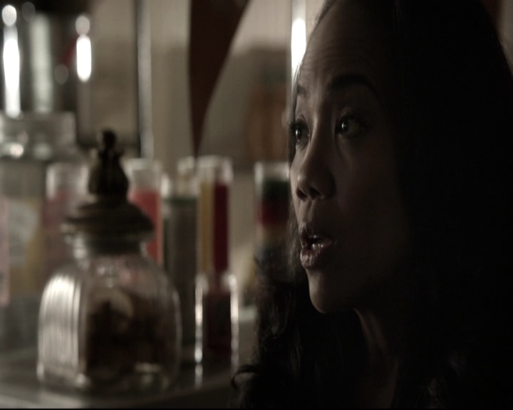 VampireDiariesWorld-dot-nl_TheOriginals-2x03EveryMothersSon0632.jpg