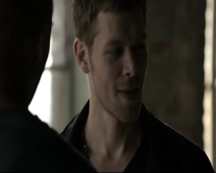 VampireDiariesWorld-dot-nl_TheOriginals-2x03EveryMothersSon0812.jpg