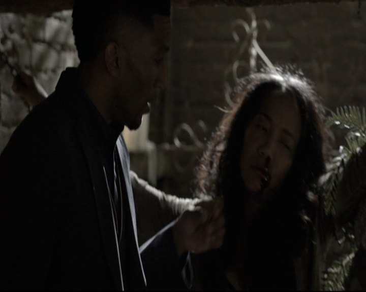 VampireDiariesWorld-dot-nl_TheOriginals-2x03EveryMothersSon0886.jpg