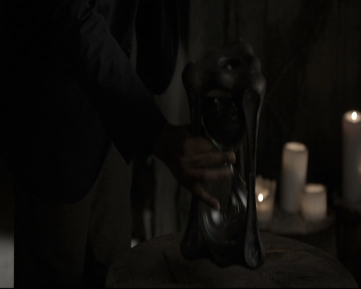 VampireDiariesWorld-dot-nl_TheOriginals-2x03EveryMothersSon0895.jpg