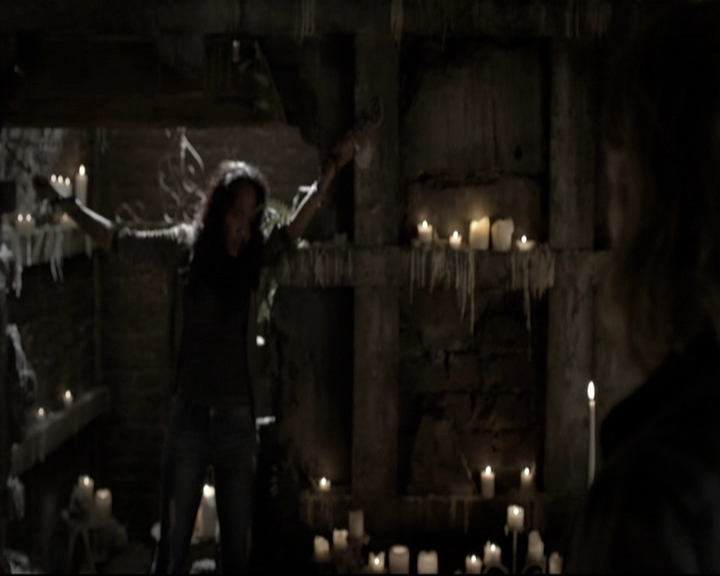 VampireDiariesWorld-dot-nl_TheOriginals-2x03EveryMothersSon0901.jpg