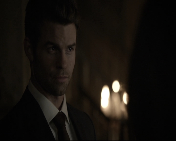 VampireDiariesWorld-dot-nl_TheOriginals-2x03EveryMothersSon0920.jpg