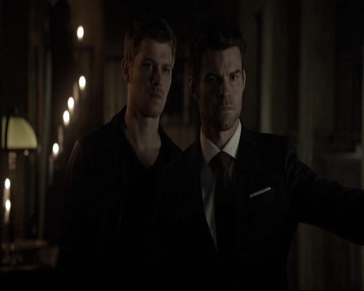 VampireDiariesWorld-dot-nl_TheOriginals-2x03EveryMothersSon0944.jpg