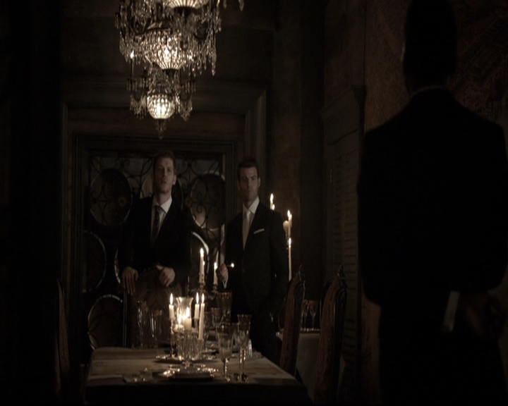 VampireDiariesWorld-dot-nl_TheOriginals-2x03EveryMothersSon1075.jpg