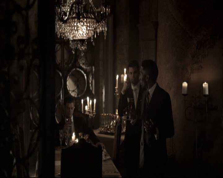 VampireDiariesWorld-dot-nl_TheOriginals-2x03EveryMothersSon1169.jpg