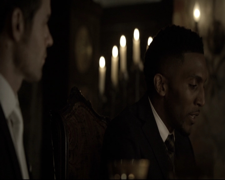 VampireDiariesWorld-dot-nl_TheOriginals-2x03EveryMothersSon1197.jpg