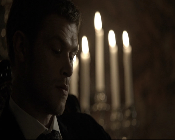 VampireDiariesWorld-dot-nl_TheOriginals-2x03EveryMothersSon1242.jpg