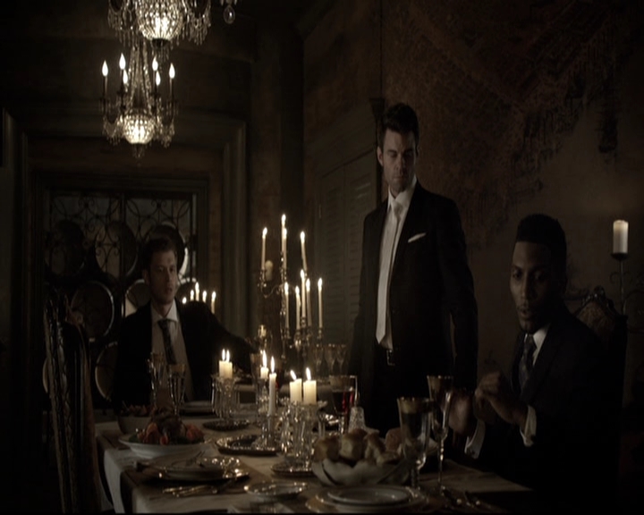 VampireDiariesWorld-dot-nl_TheOriginals-2x03EveryMothersSon1270.jpg