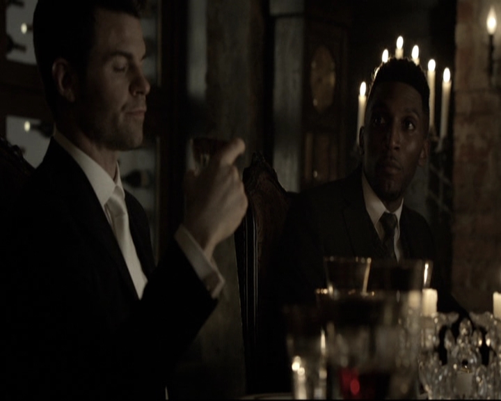 VampireDiariesWorld-dot-nl_TheOriginals-2x03EveryMothersSon1313.jpg