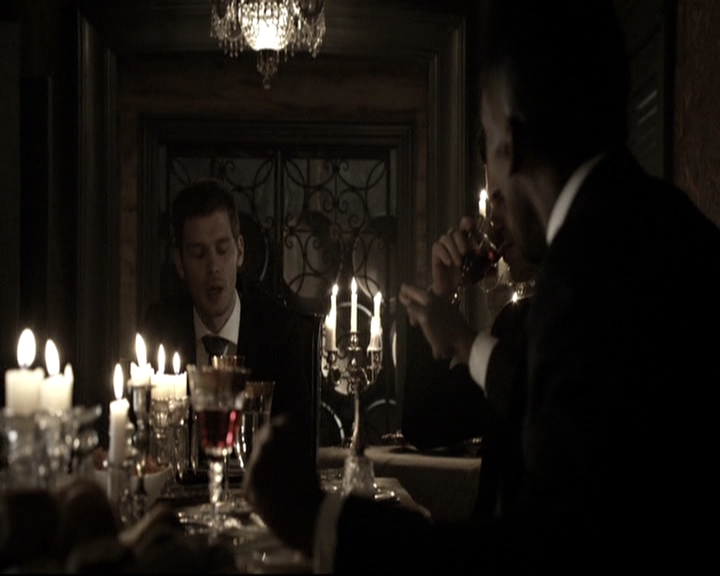 VampireDiariesWorld-dot-nl_TheOriginals-2x03EveryMothersSon1325.jpg