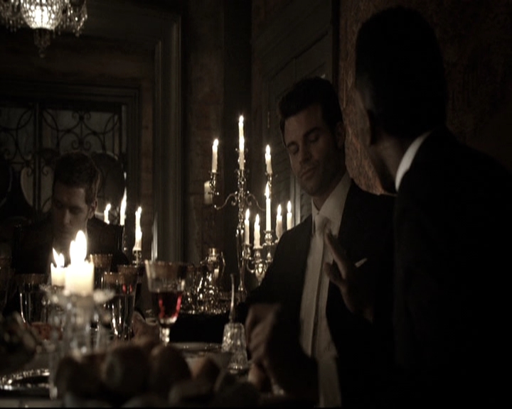 VampireDiariesWorld-dot-nl_TheOriginals-2x03EveryMothersSon1329.jpg