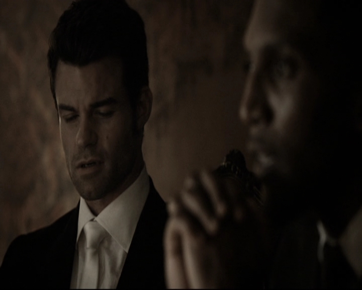 VampireDiariesWorld-dot-nl_TheOriginals-2x03EveryMothersSon1363.jpg